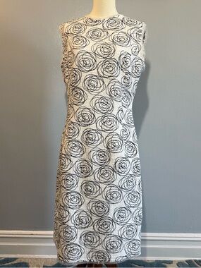 Oscar de la Renta Sleeveless Tweed Black Rose Dress